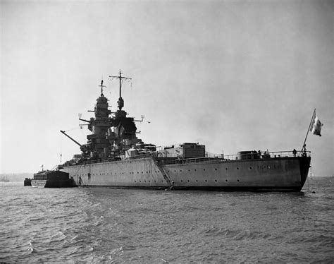 hermes richelieu|French battleship Richelieu .